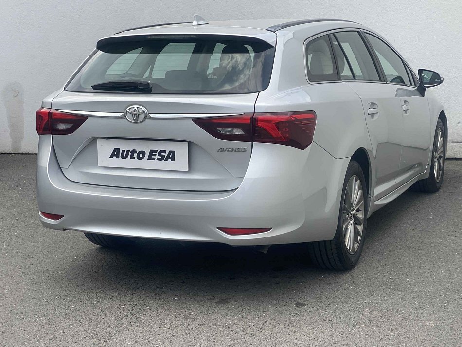 Toyota Avensis 2.0D-4D 