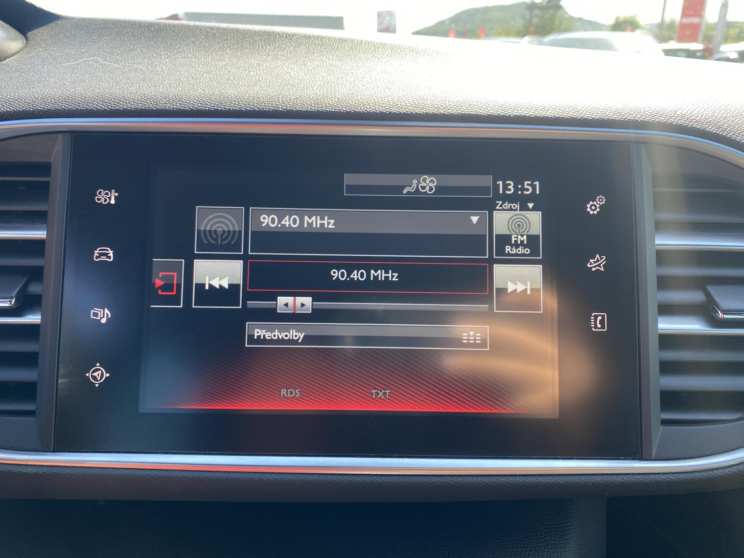 Peugeot 308, 2016 - pohled č. 17