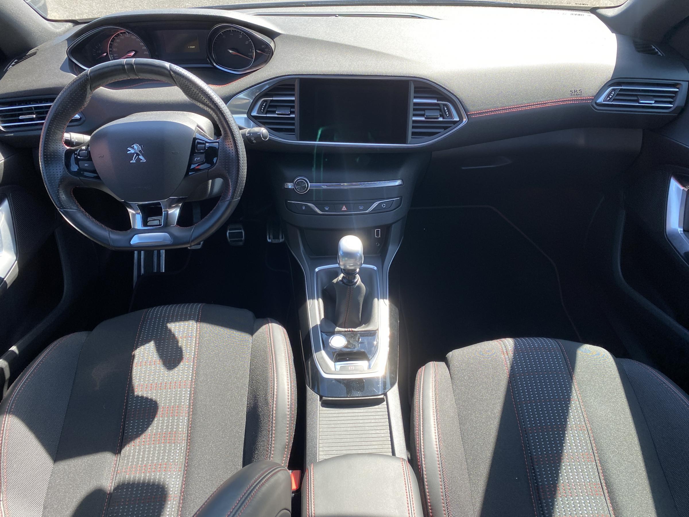 Peugeot 308, 2016 - pohled č. 8