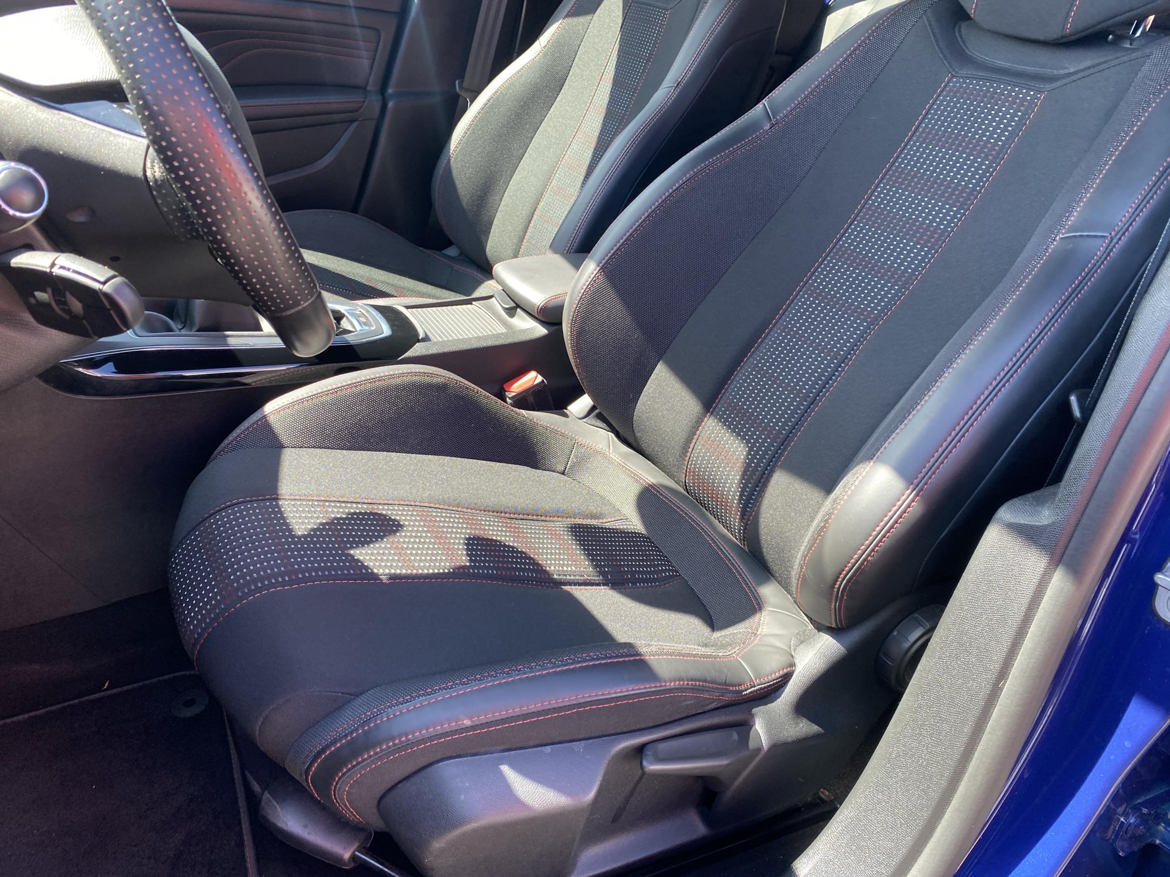 Peugeot 308, 2016 - pohled č. 9