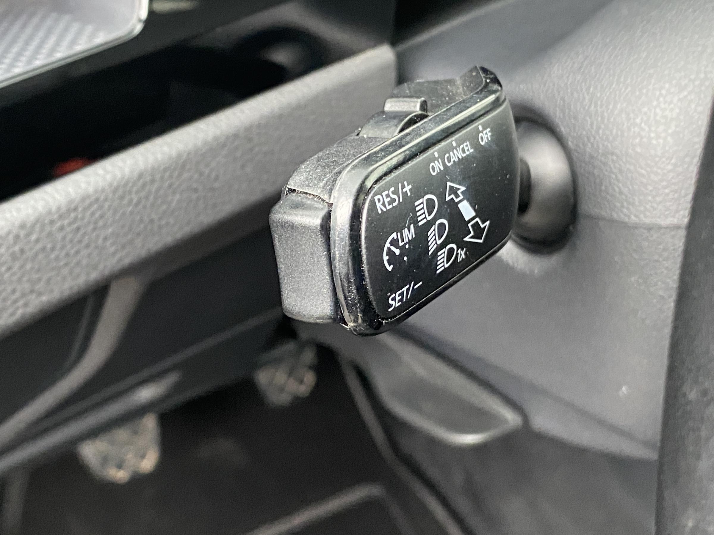 Volkswagen Touran, 2016 - pohled č. 14