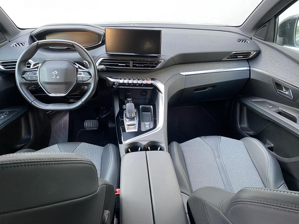 Peugeot 3008 1.2PT Allure