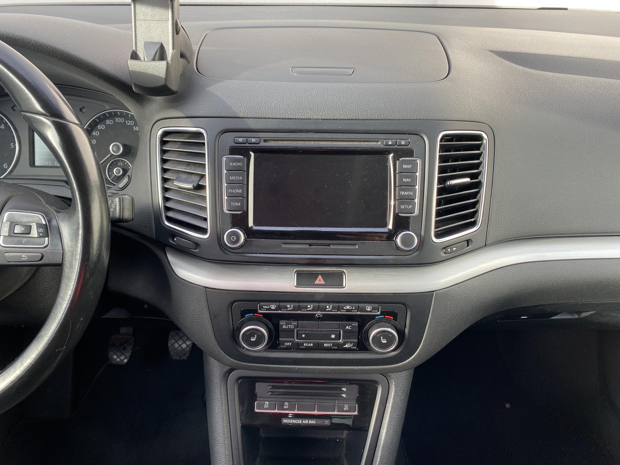 Volkswagen Sharan, 2012 - pohled č. 12