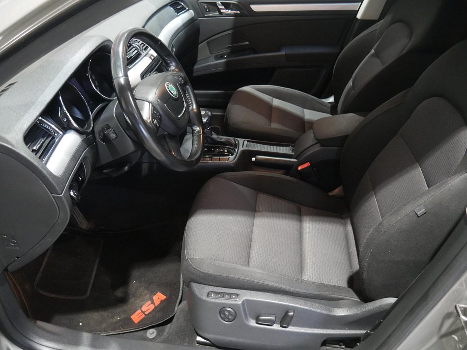 Škoda Superb II 2.0 TDi 