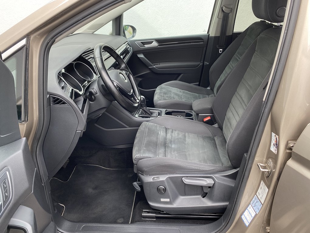 Volkswagen Touran 2.0TDi 