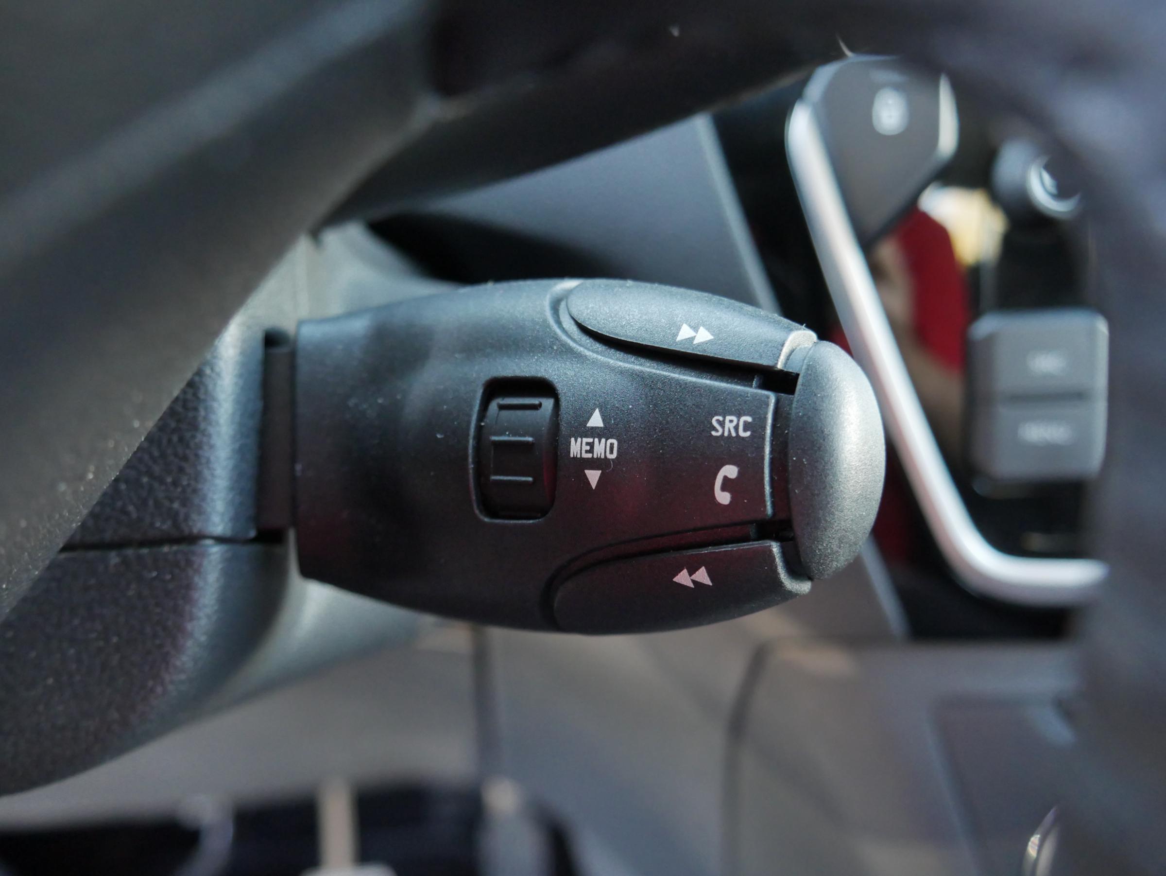 Peugeot 301, 2018 - pohled č. 13