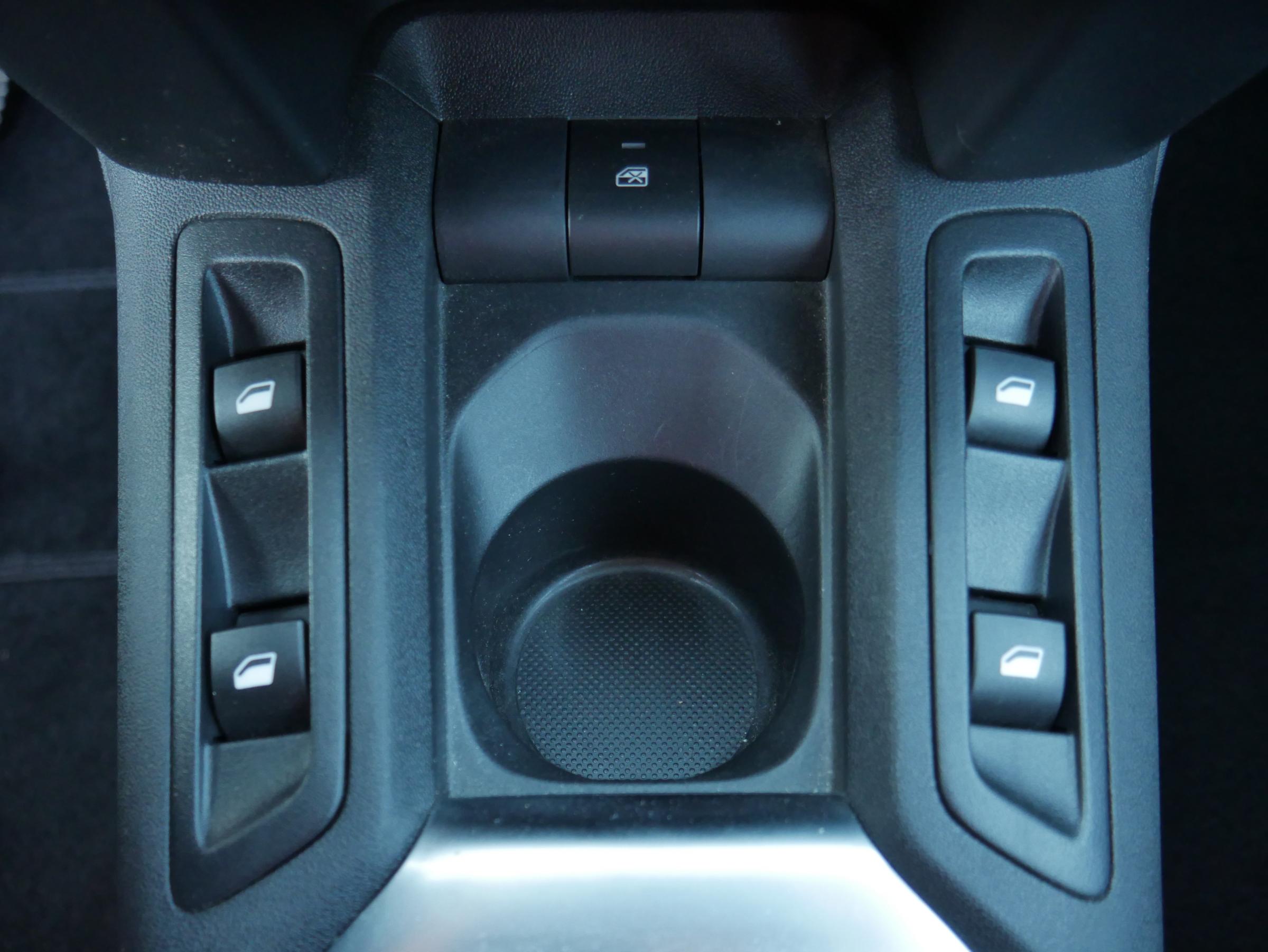 Peugeot 301, 2018 - pohled č. 14