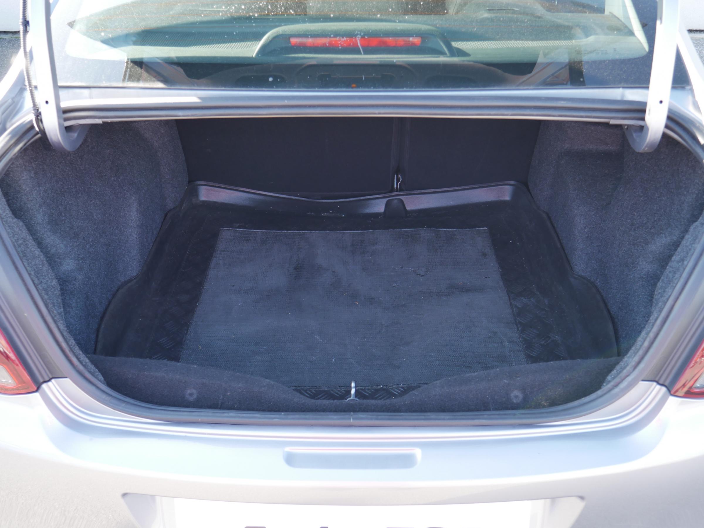 Peugeot 301, 2018 - pohled č. 7