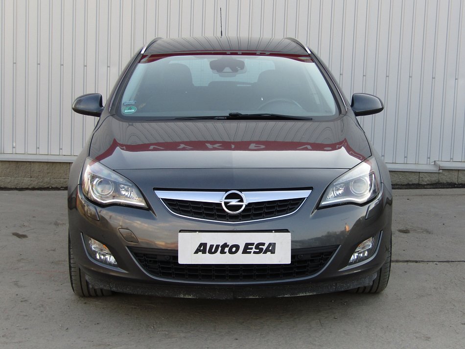 Opel Astra 1.6 T Cosmo
