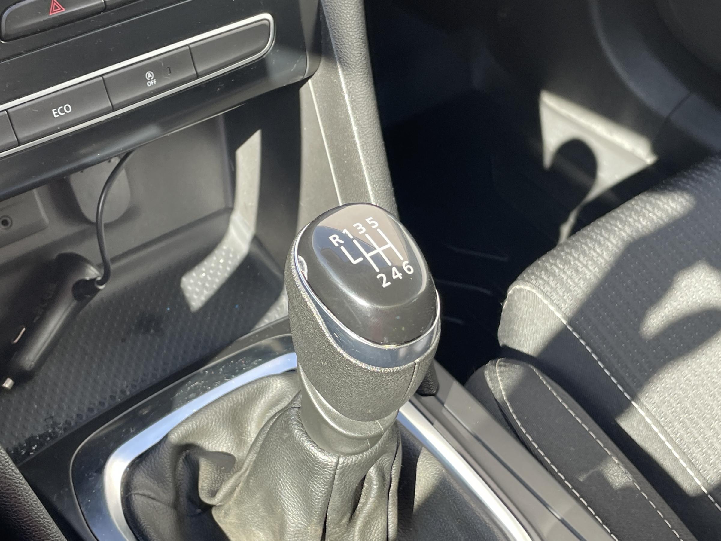 Renault Mégane, 2016 - pohled č. 13