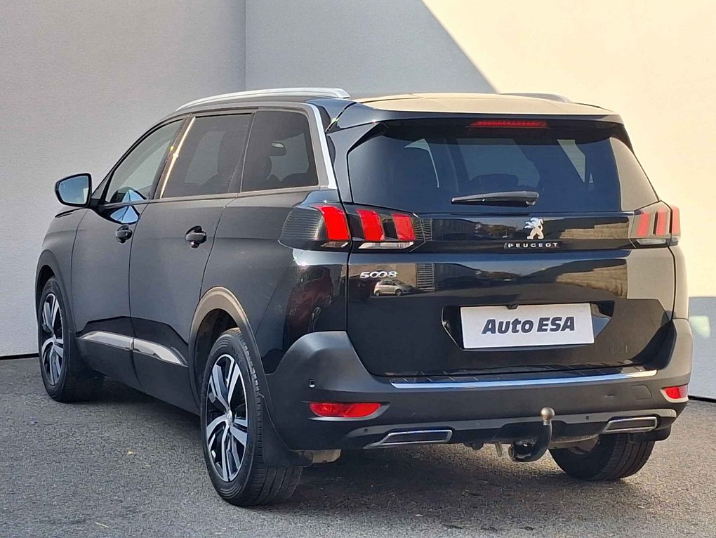 Peugeot 5008 1.2 PT Allure