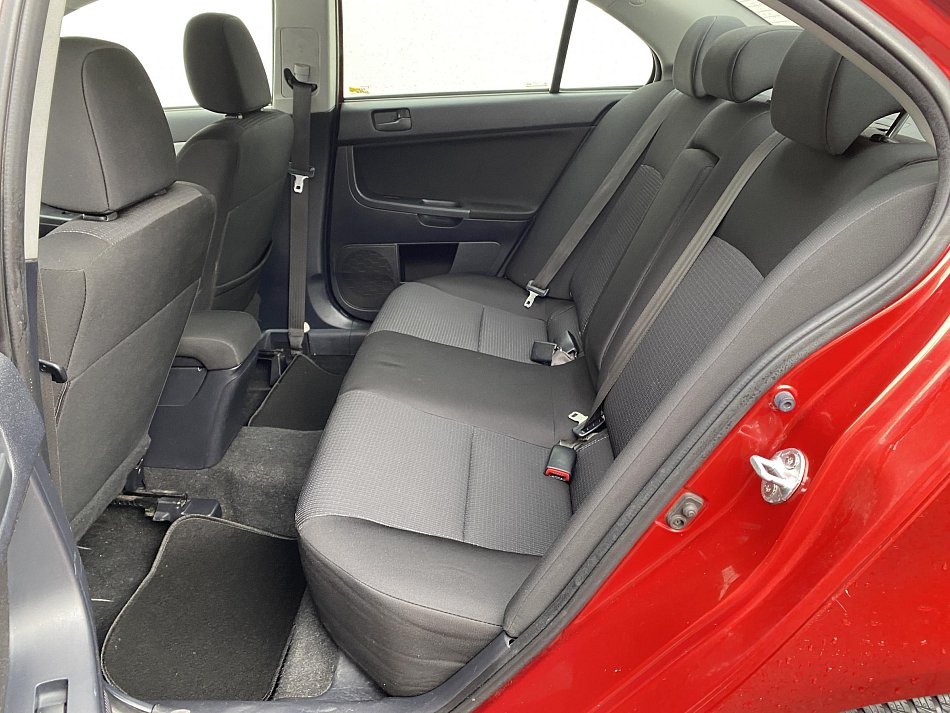 Mitsubishi Lancer 1.5i 