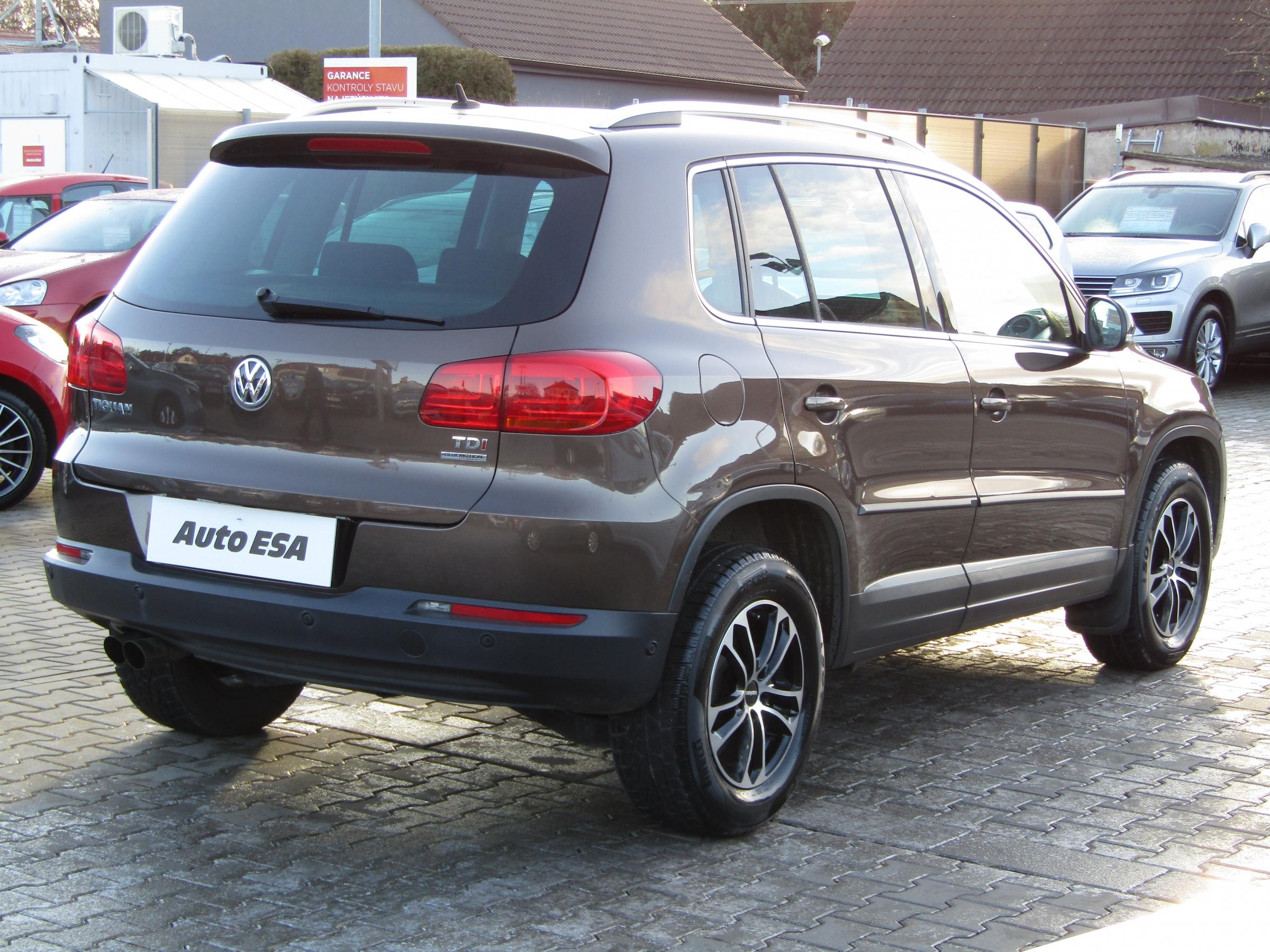 Volkswagen Tiguan, 2012 - pohled č. 4