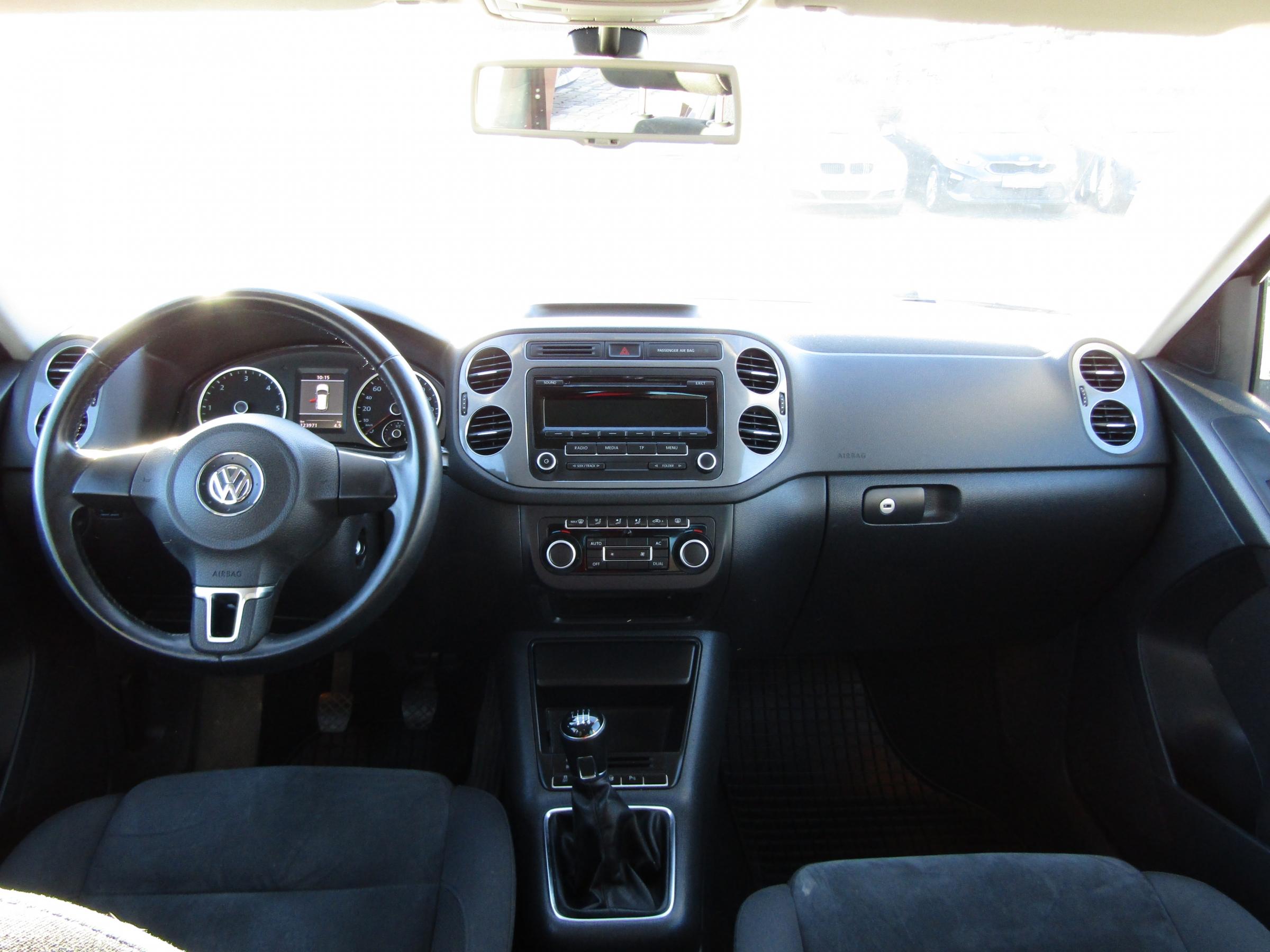 Volkswagen Tiguan, 2012 - pohled č. 8