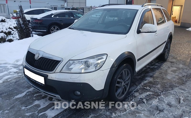 Škoda Octavia II 2.0 TDI  Scout