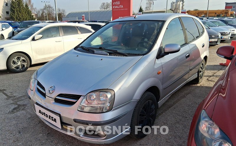 Nissan Almera Tino 1.8i 