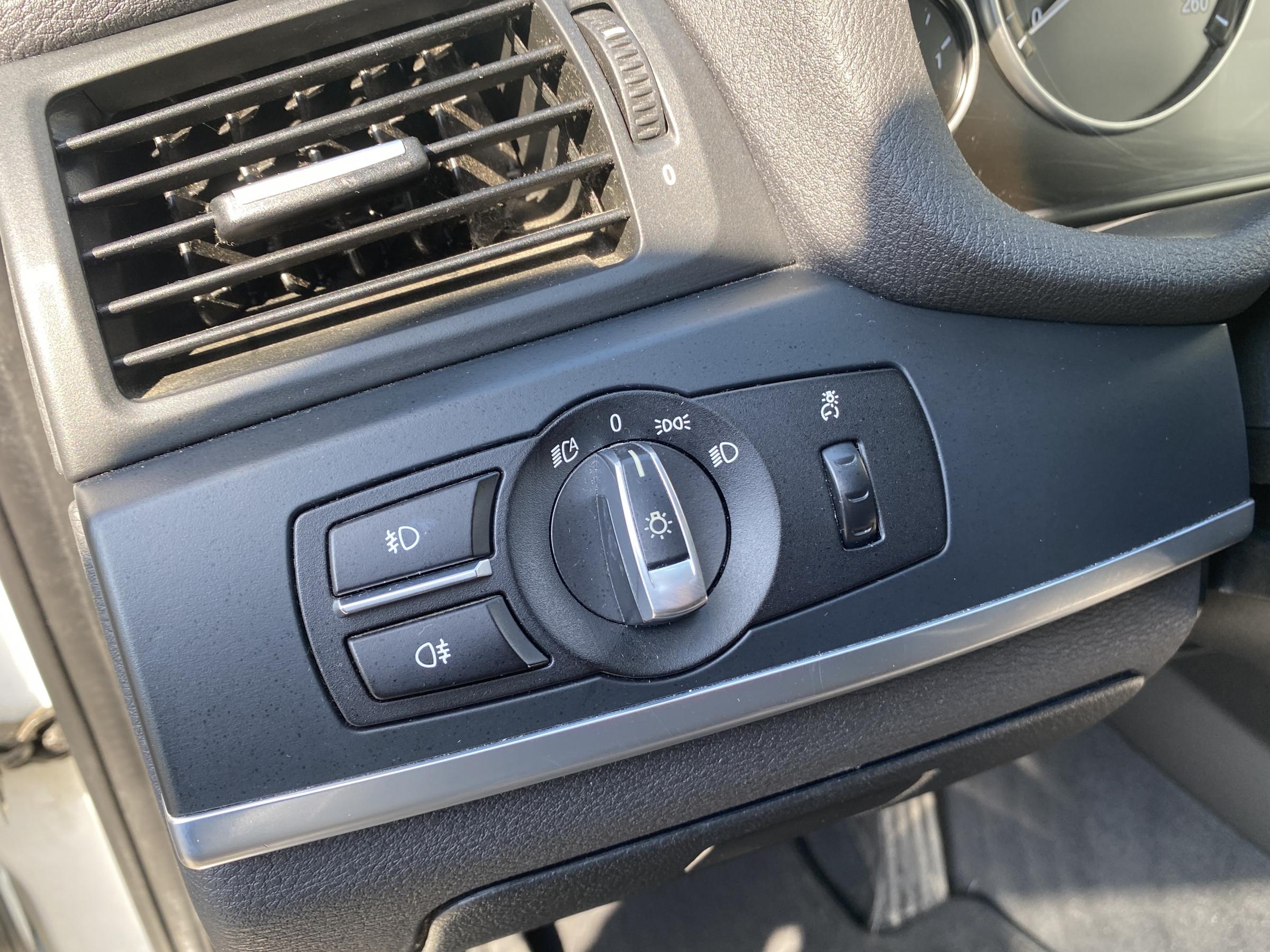 BMW X3, 2014 - pohled č. 16