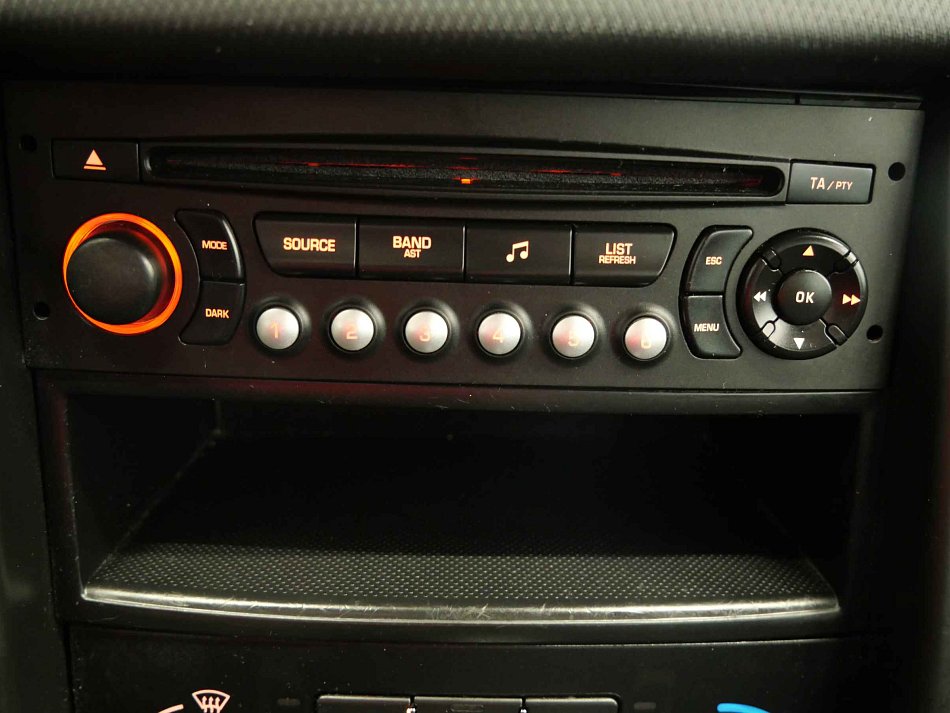Peugeot 207 1.4i 