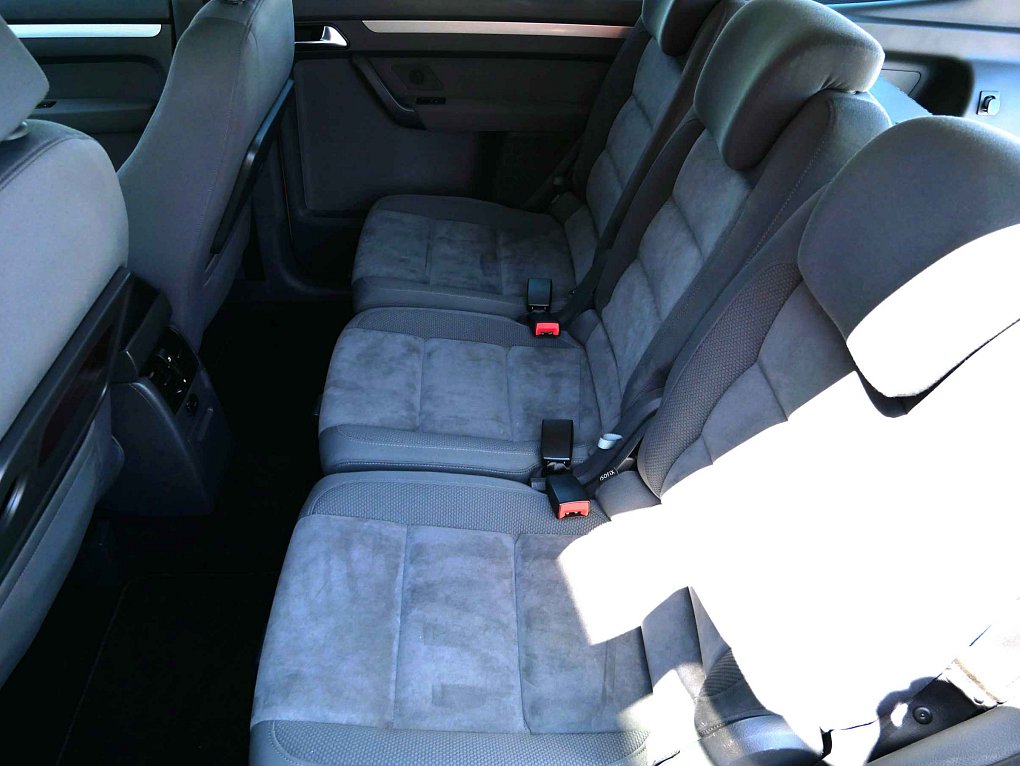 Volkswagen Touran 1.4TSi 