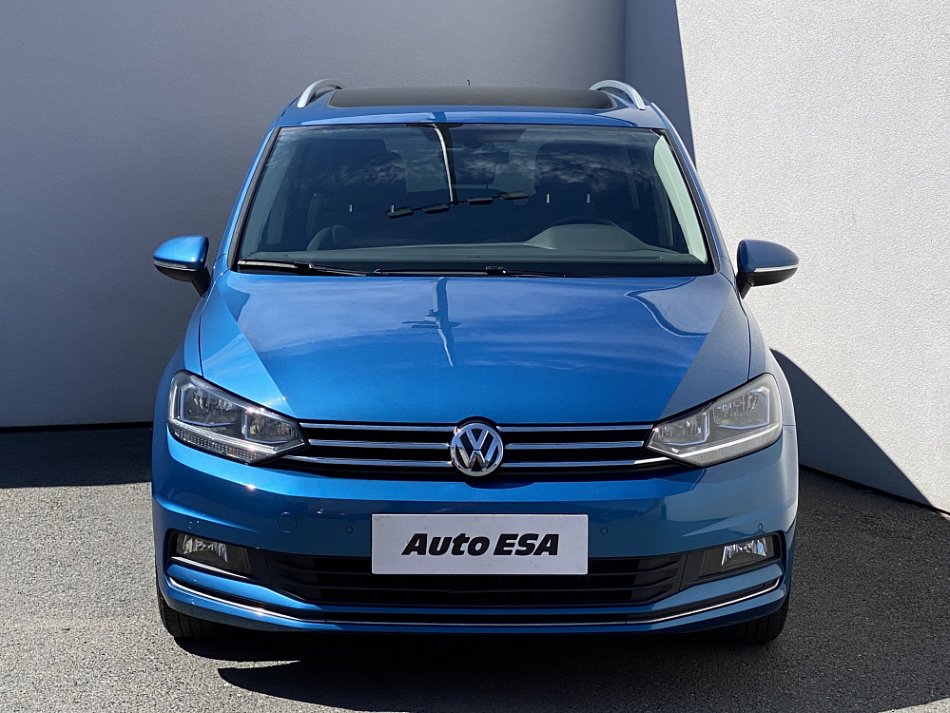 Volkswagen Touran 1.5i 