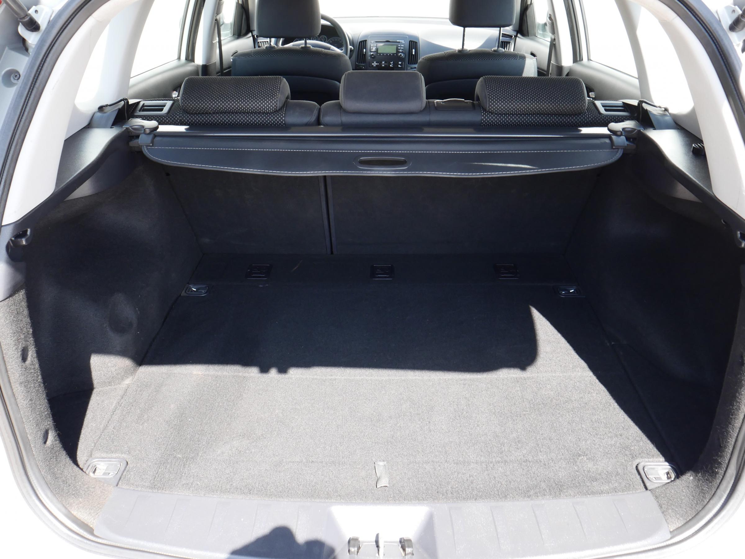 Hyundai i30, 2009 - pohled č. 8