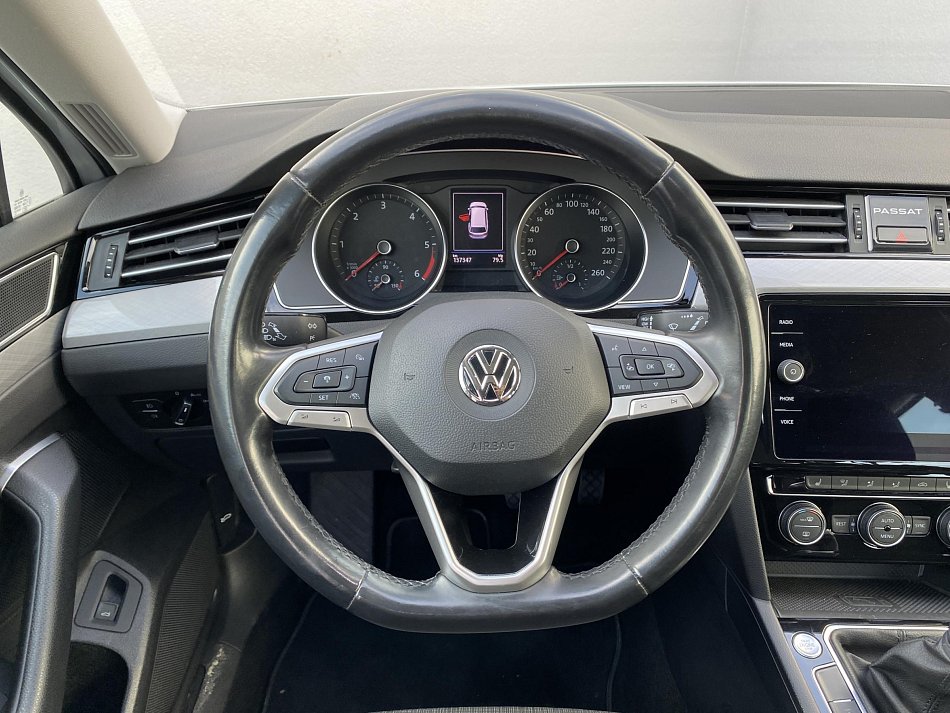 Volkswagen Passat 2.0 TDi Business