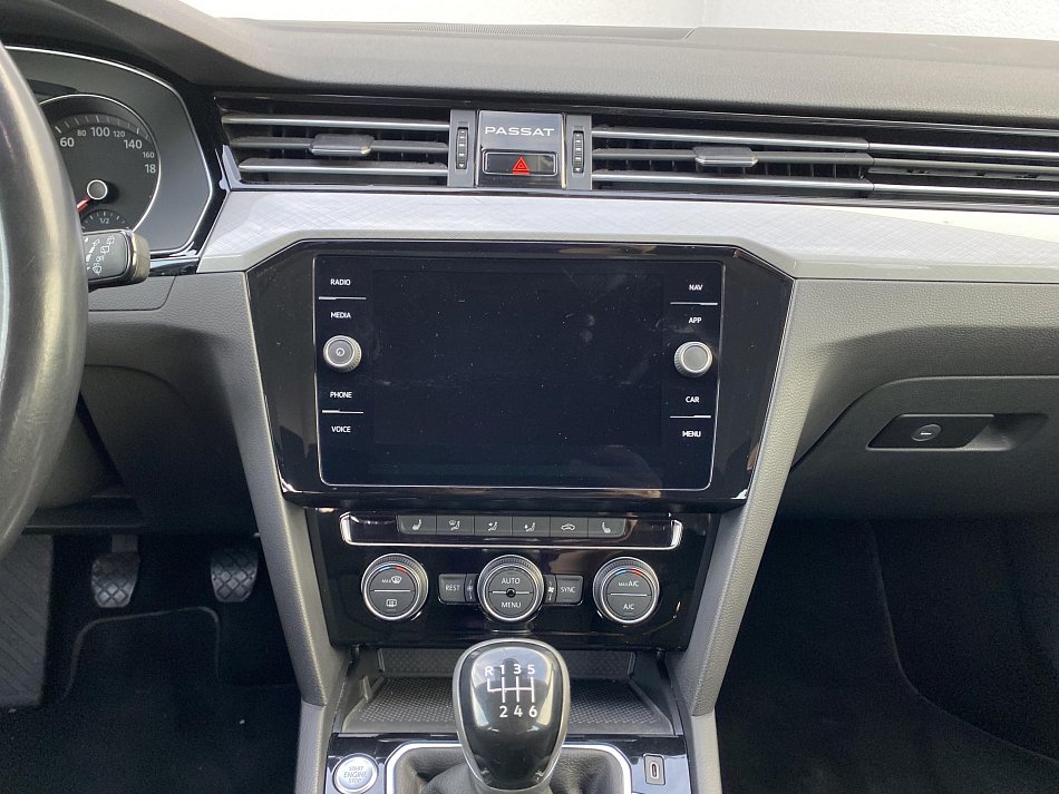 Volkswagen Passat 2.0 TDi Business