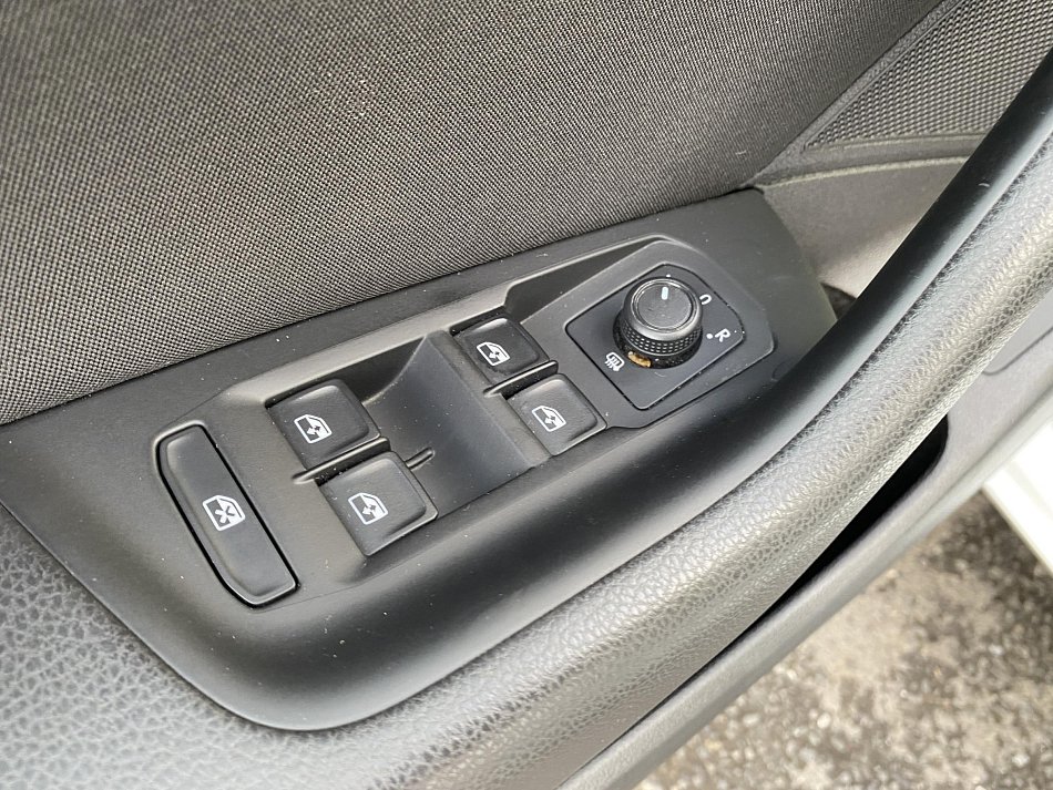 Volkswagen Passat 2.0 TDi Business