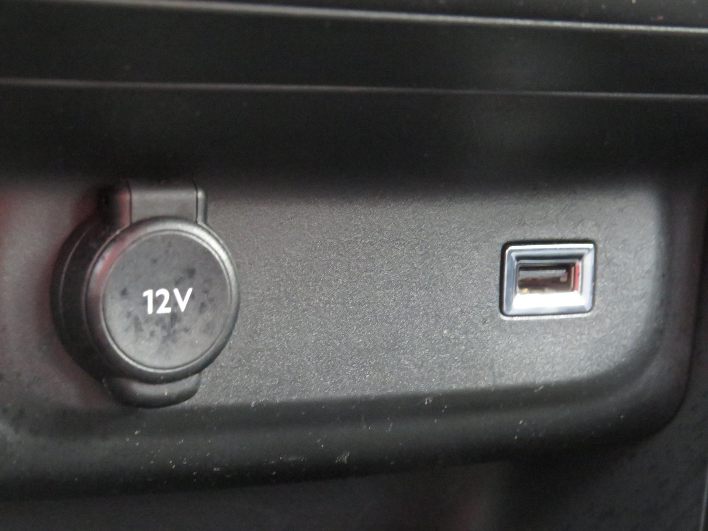 Citroën C3, 2019 - pohled č. 24