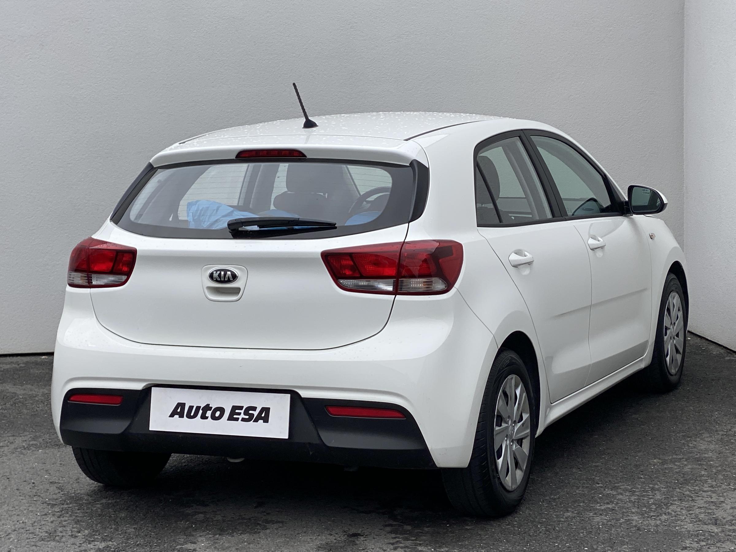 Kia Rio, 2020 - pohled č. 4