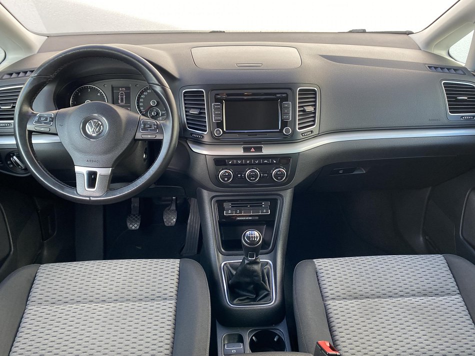 Volkswagen Sharan 2.0 TDi 