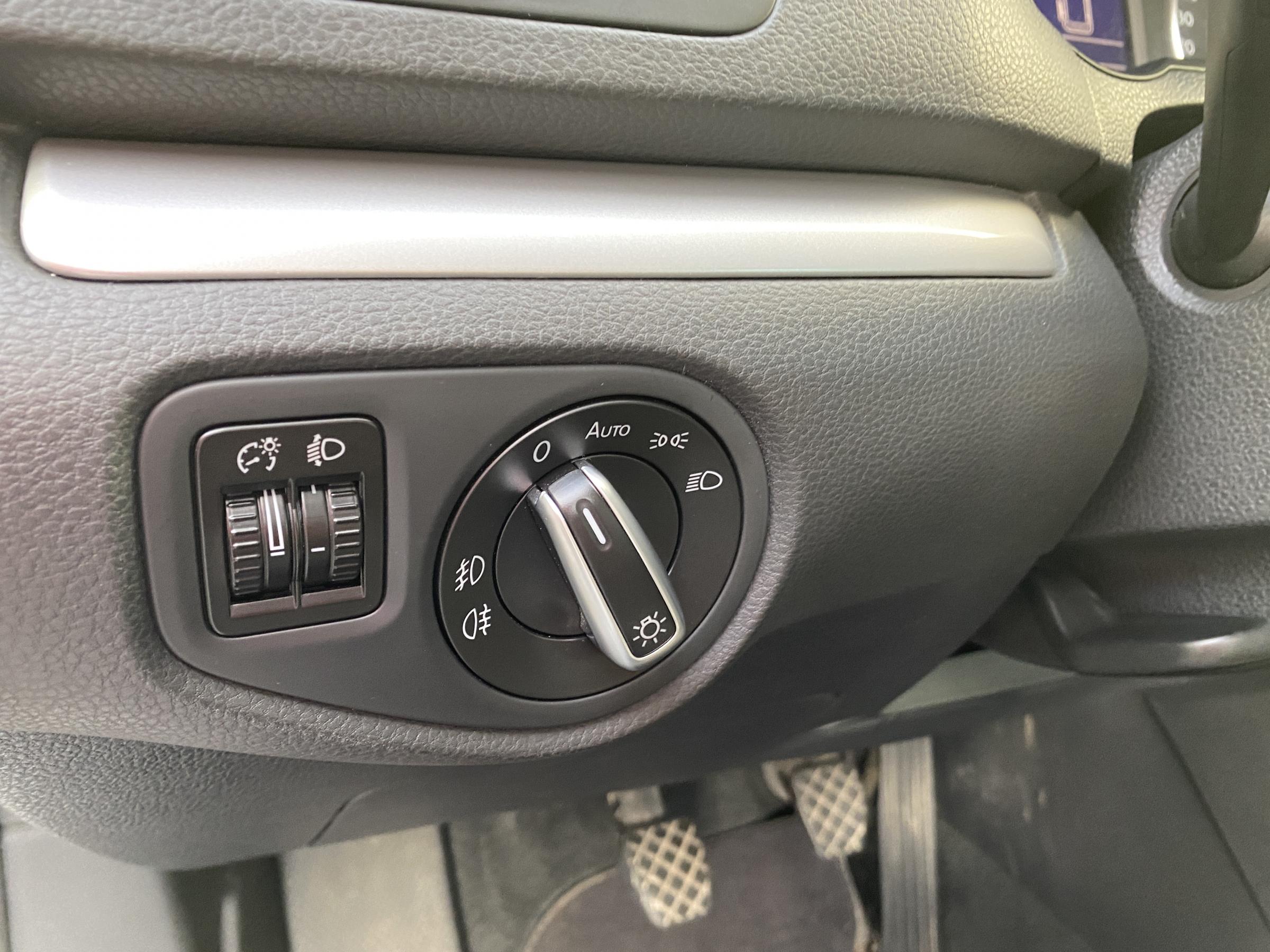 Volkswagen Sharan, 2013 - pohled č. 15