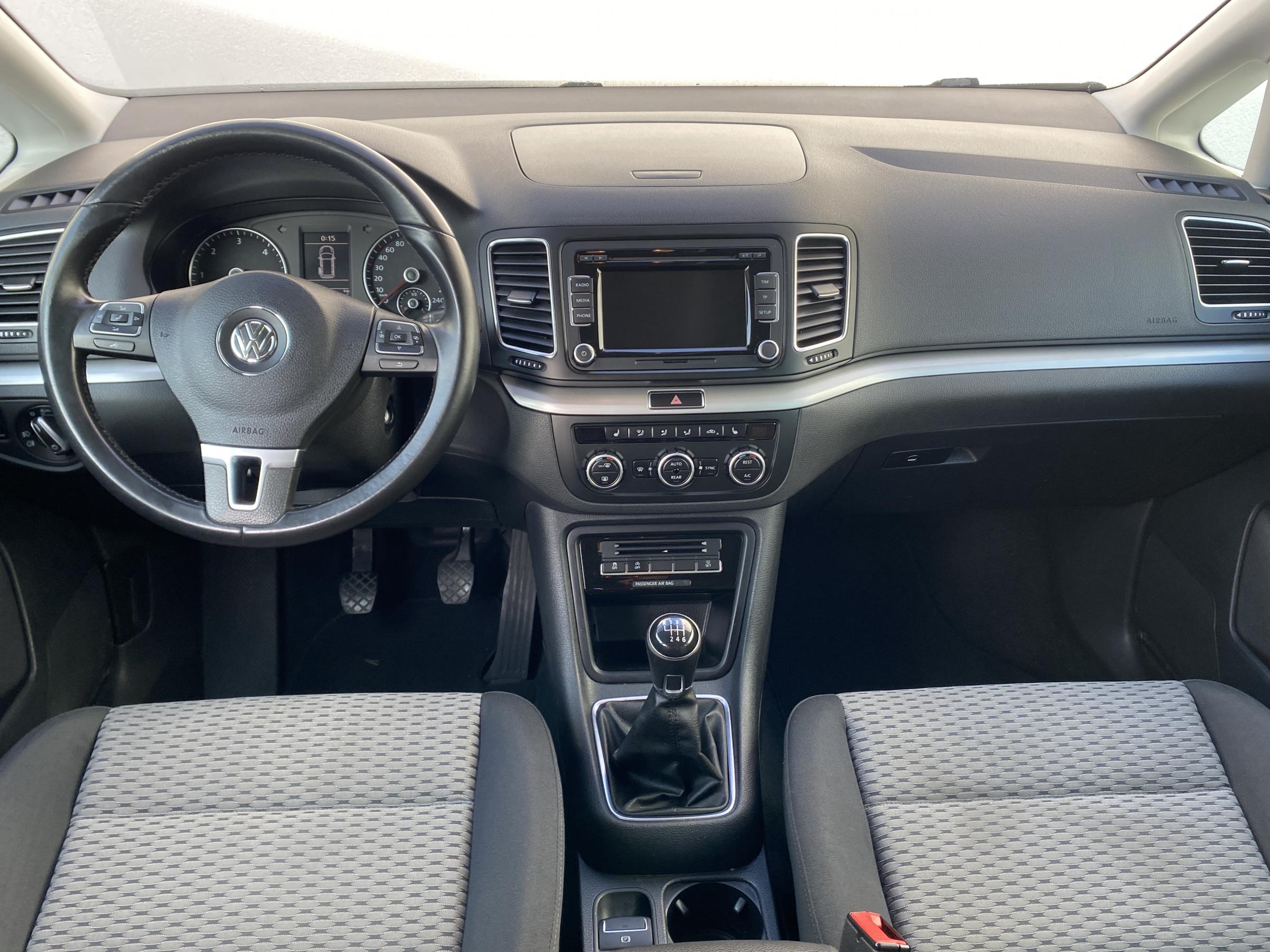 Volkswagen Sharan, 2013 - pohled č. 8