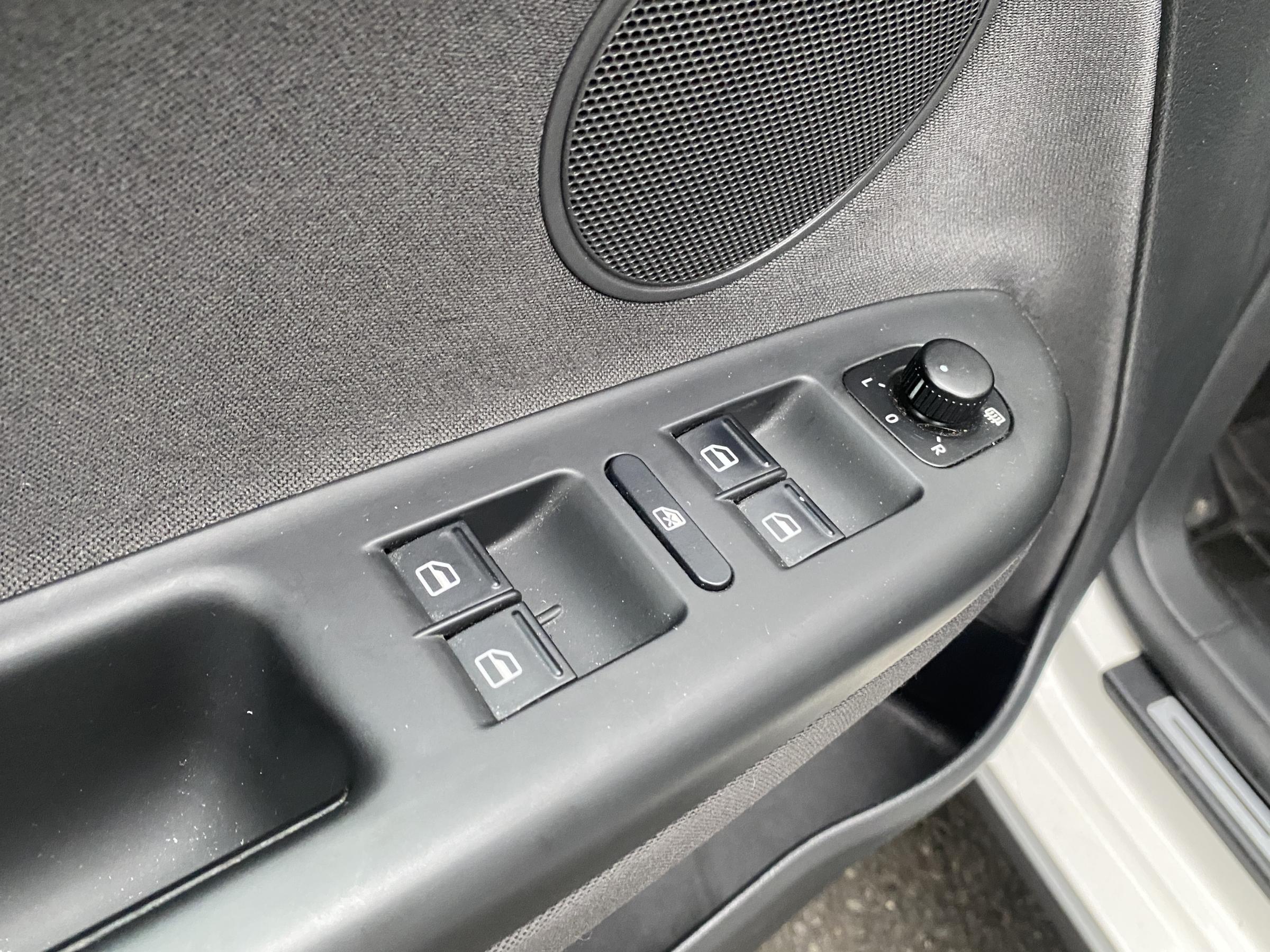 Volkswagen Golf Plus, 2011 - pohled č. 13