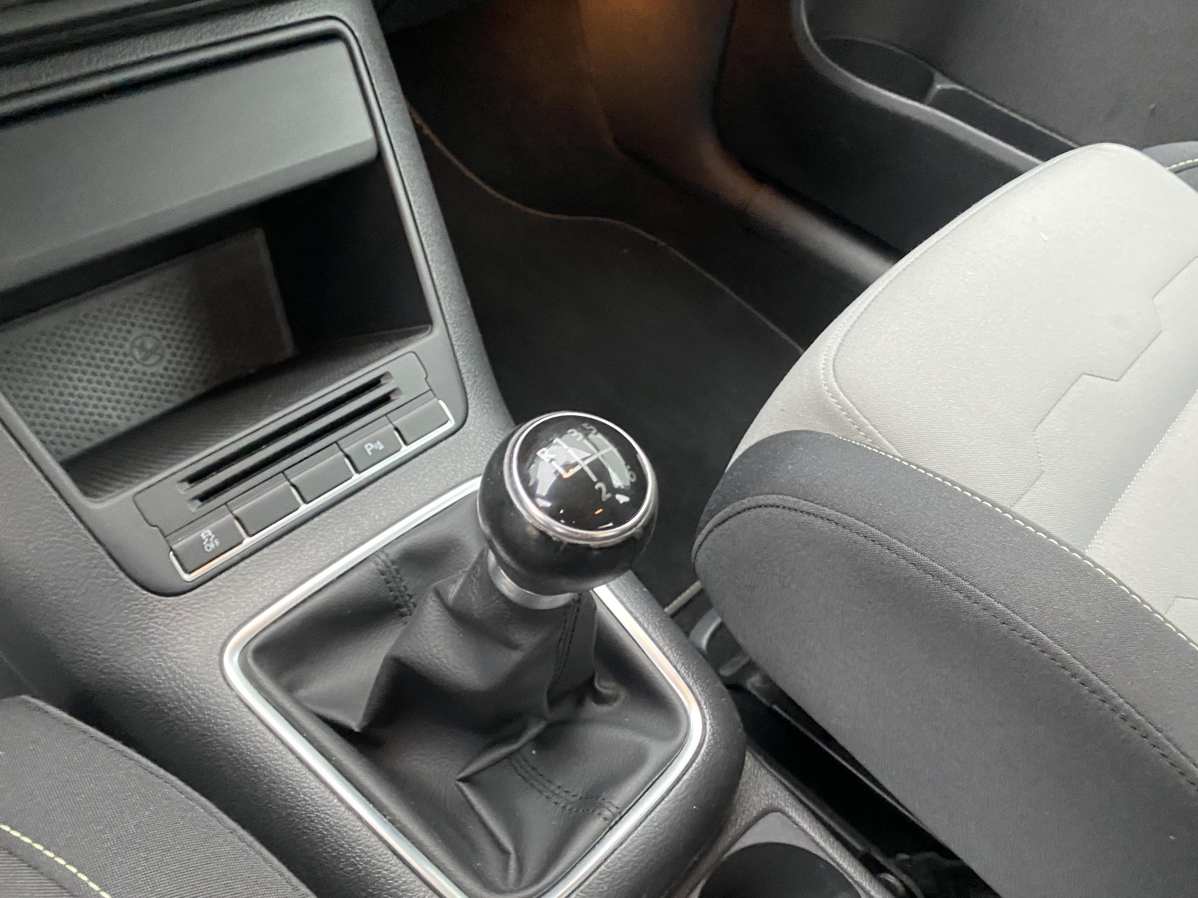 Volkswagen Golf Plus, 2011 - pohled č. 16