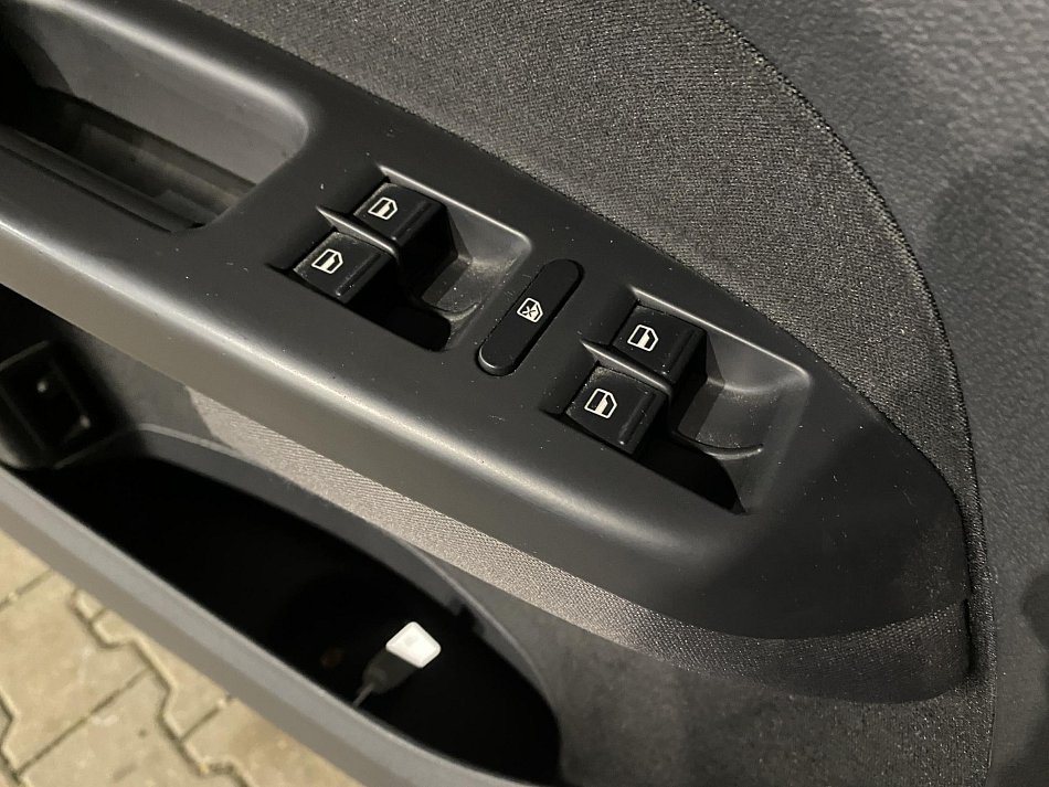 Volkswagen Touran 2.0 TDi 