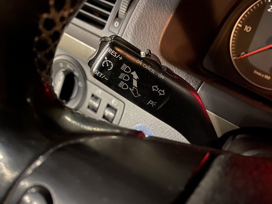 Volkswagen Touran 2.0 TDi 