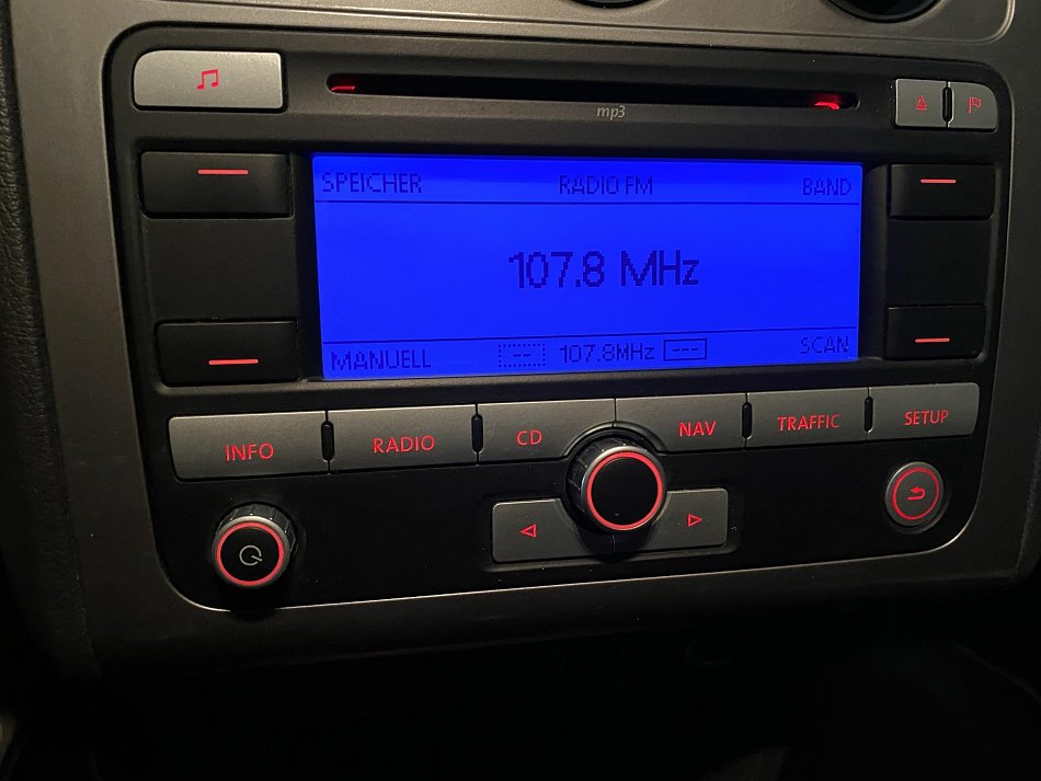 Volkswagen Touran 2.0 TDi 