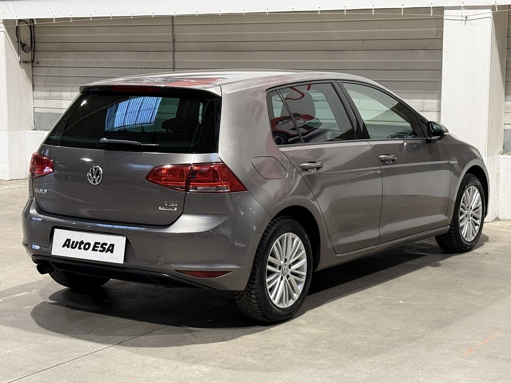 Volkswagen Golf 1.2 TSI 