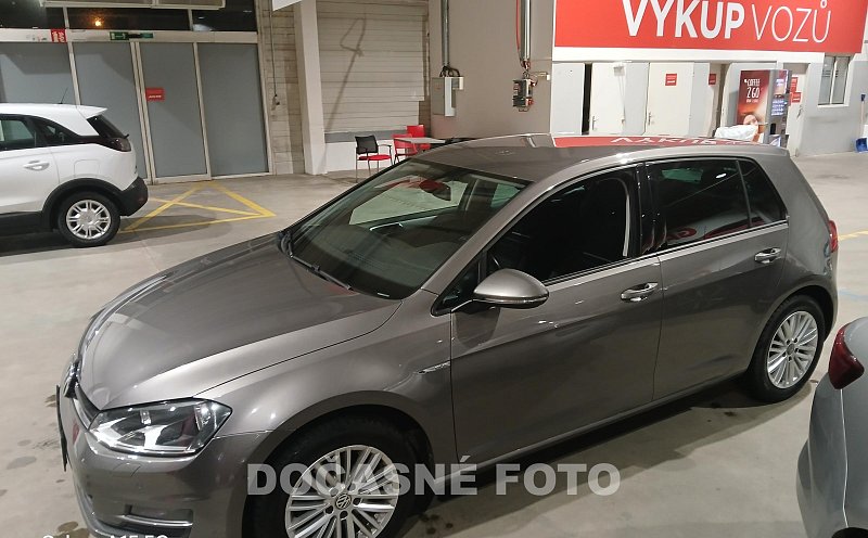 Volkswagen Golf 1.2 TSI 