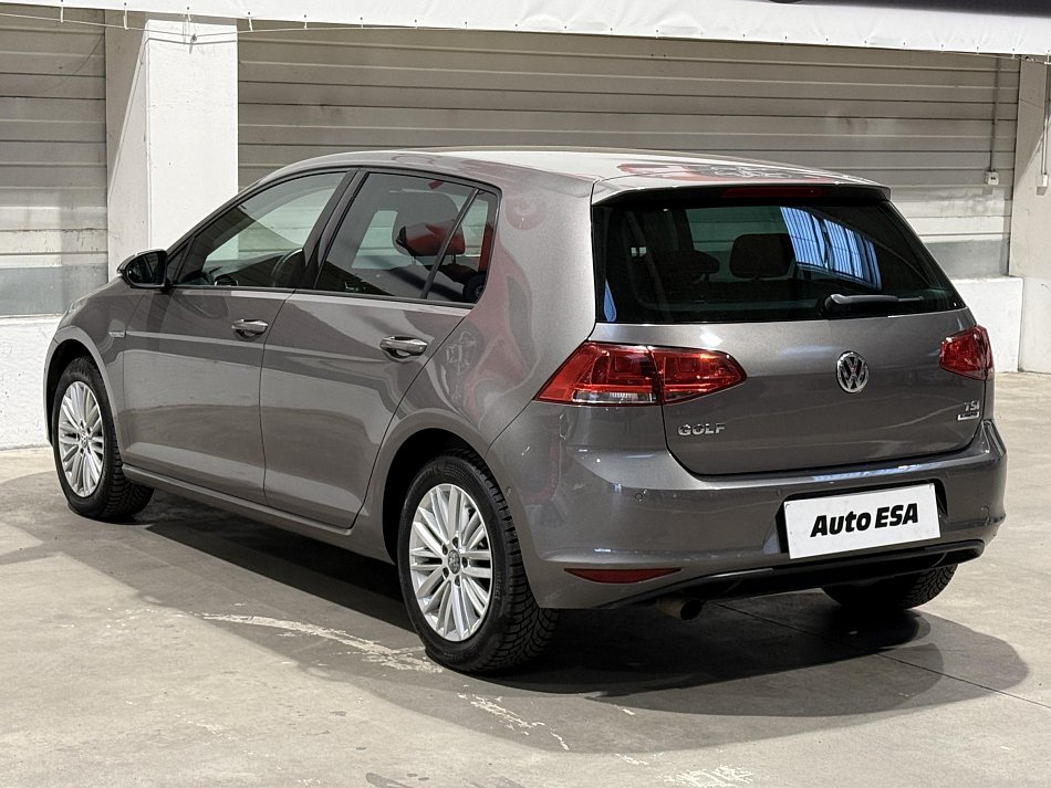 Volkswagen Golf 1.2 TSI 