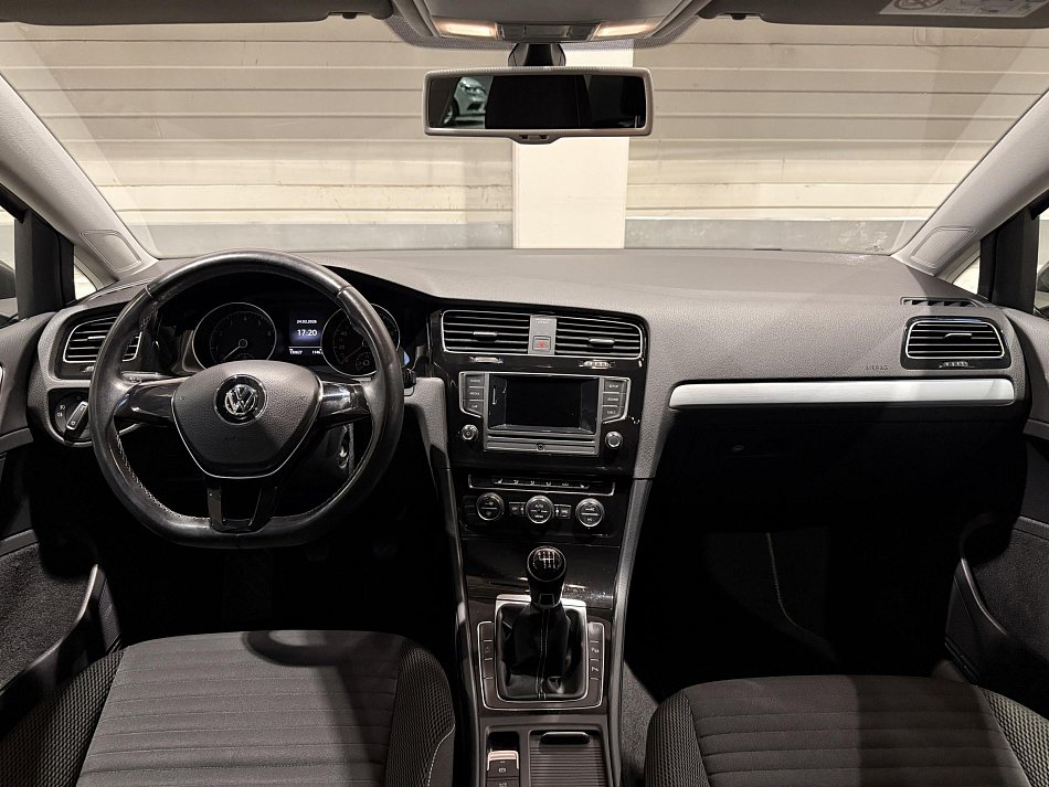 Volkswagen Golf 1.2 TSI 