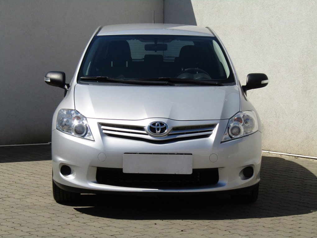 Toyota Auris 1.6 i 