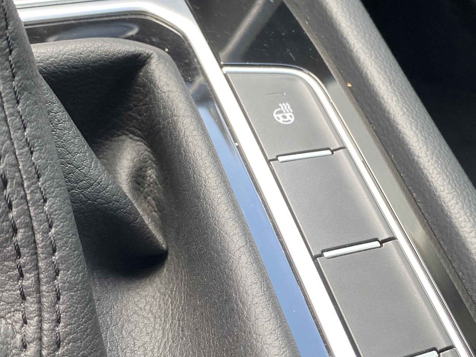 Volkswagen Passat 2.0 TDi Highline
