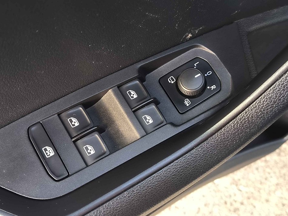 Škoda Karoq 1.0 TSi Ambition