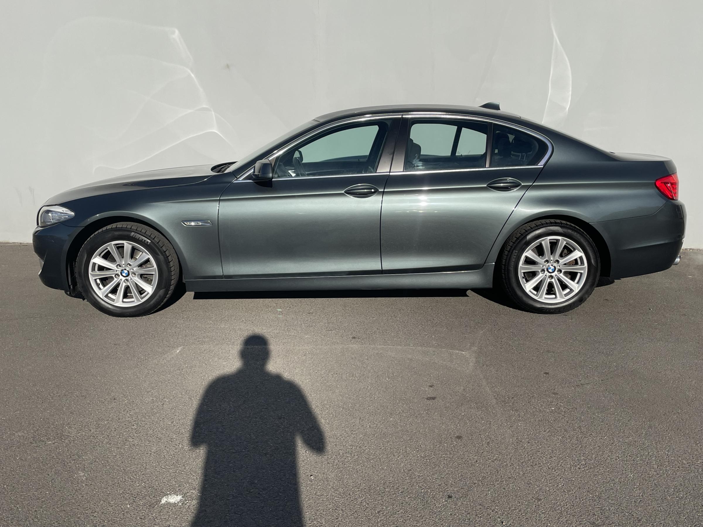 BMW Řada 5, 2011 - pohled č. 8