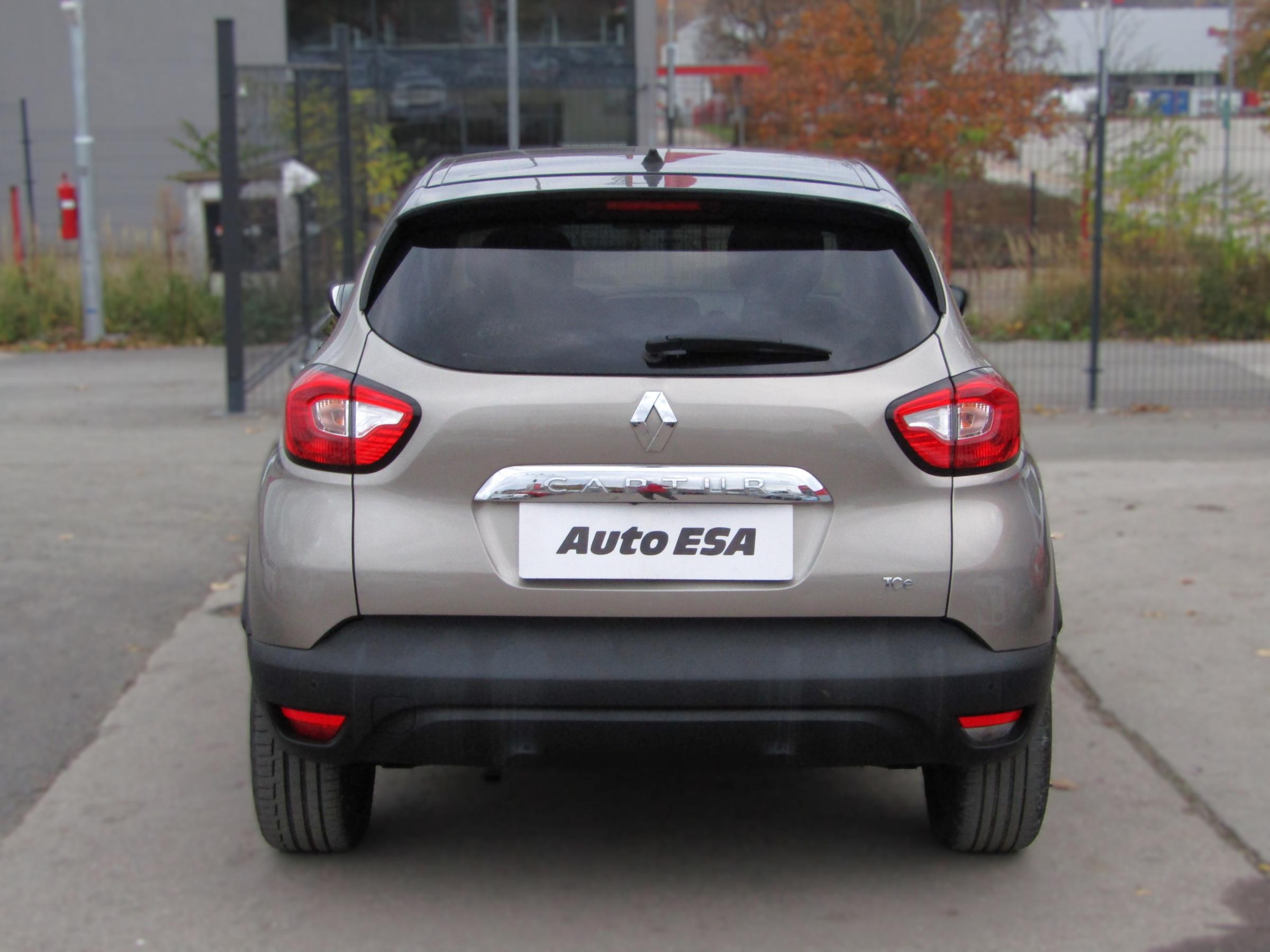 Renault Captur, 2014 - pohled č. 5