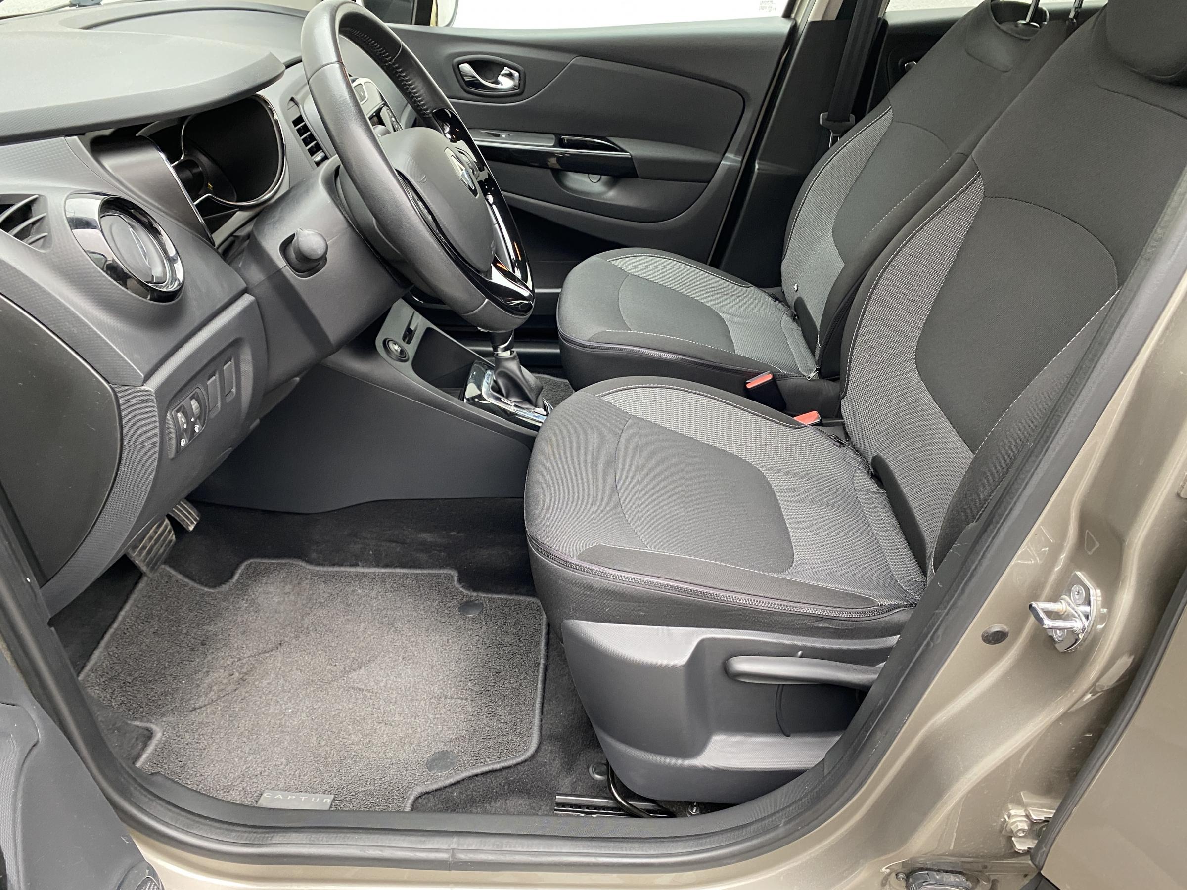 Renault Captur, 2014 - pohled č. 9