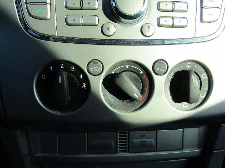 Ford Focus 1.6 BlackMagic