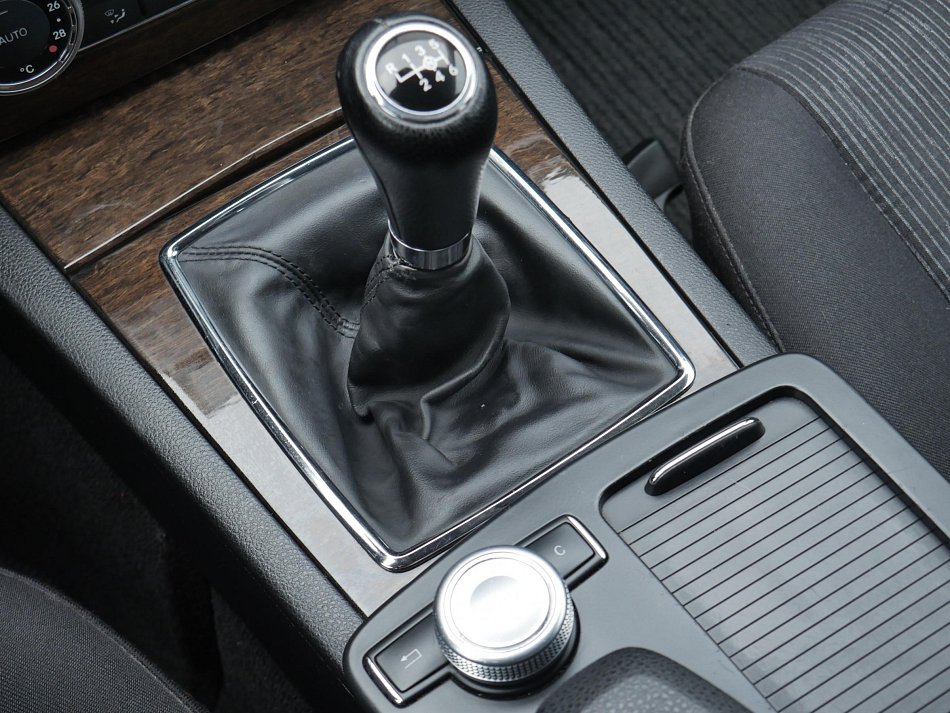 Mercedes-Benz Třída C 1.8 i 